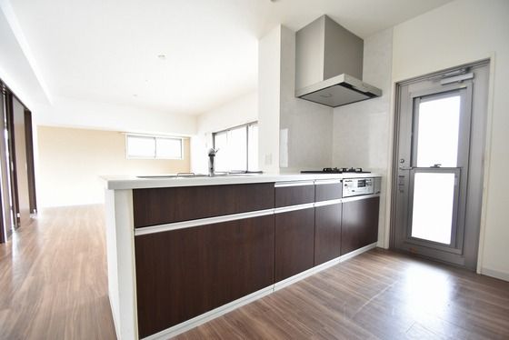 �y�L�b�`���z�@