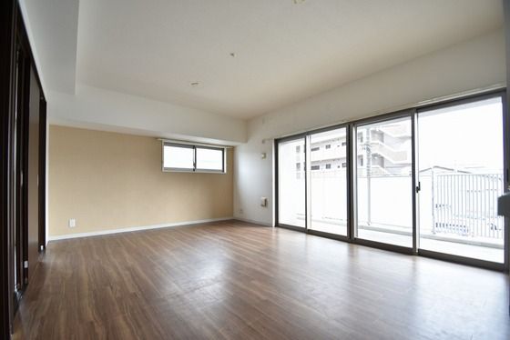 �y���̑������E�X�y�[�X�z�@