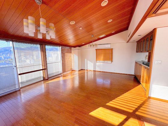 �y���̑��z�@