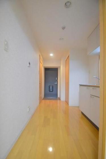 �y�����E���r���O�z�@