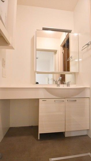 �y���ʏ��z�@