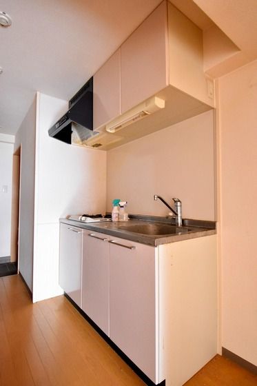 �y�L�b�`���z�@