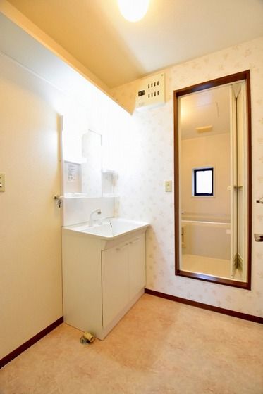 �y���ʏ��z�@