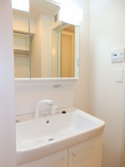 �y���ʏ��z�@