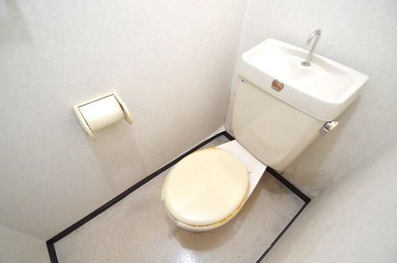 �y�g�C���z�@