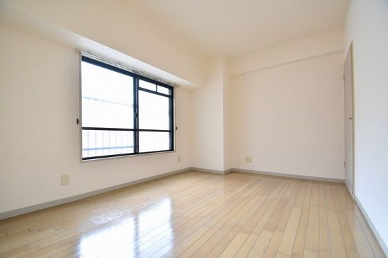 �y���̑������E�X�y�[�X�z�@