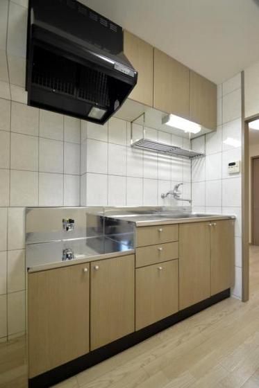 �y�L�b�`���z�@