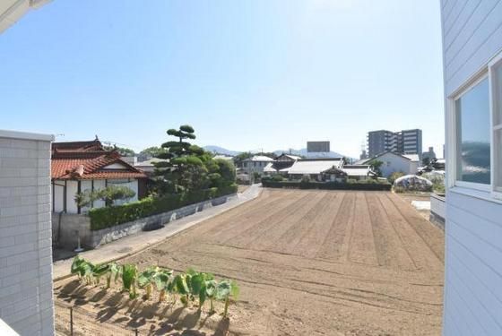 �y���]�z�@