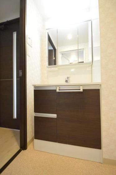 �y���ʏ��z�@