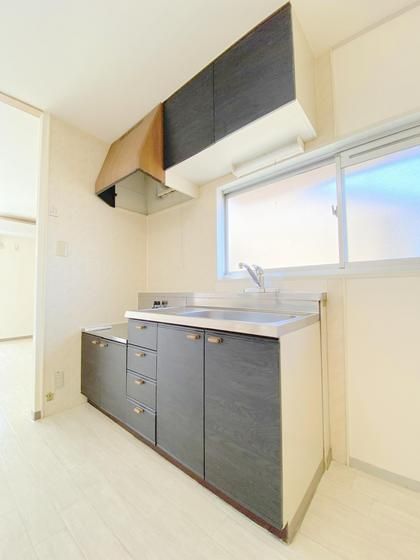 �y�L�b�`���z�@