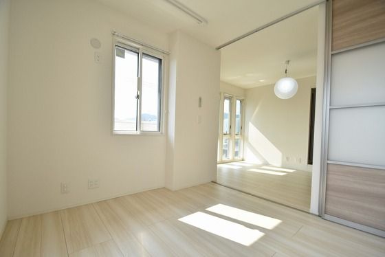 �y���̑������E�X�y�[�X�z�@