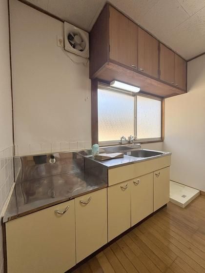 �y�L�b�`���z�@