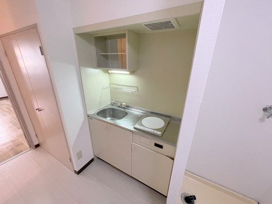 �y�L�b�`���z�@