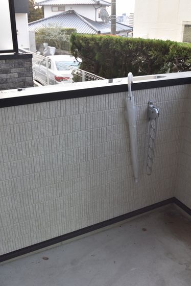 �y���]�z�@