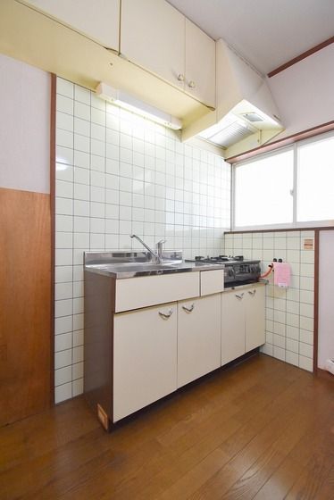 �y�L�b�`���z�@