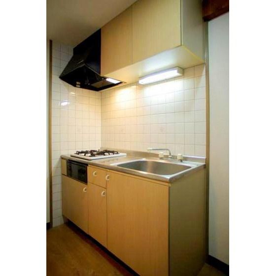 �y�L�b�`���z�@