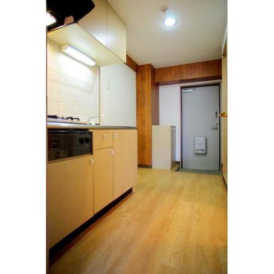 �y���̑������E�X�y�[�X�z�@