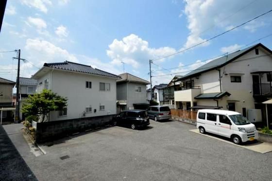 �y���]�z�@