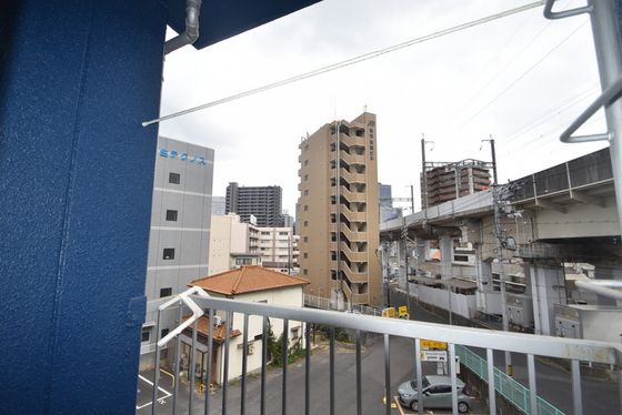 �y���]�z�@