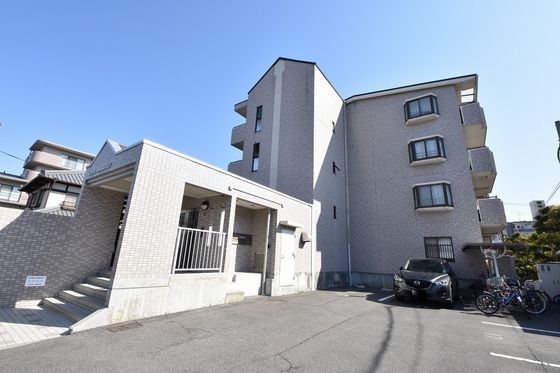 �y�����O�ρz�@