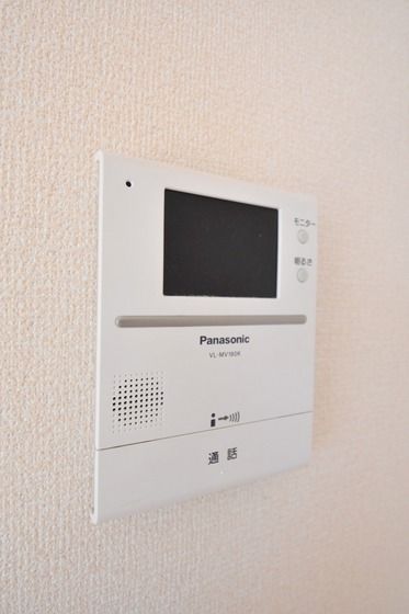 �y�Z�L�����e�B�z�@���j�^�[�t���C���^�[�z����