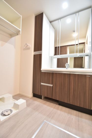 �y���ʏ��z�@