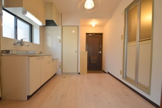 �y���̑������E�X�y�[�X�z�@