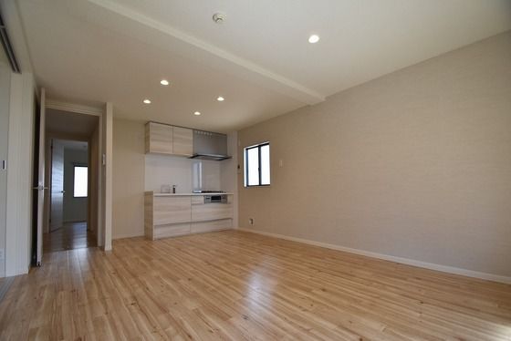 �y���̑������E�X�y�[�X�z�@