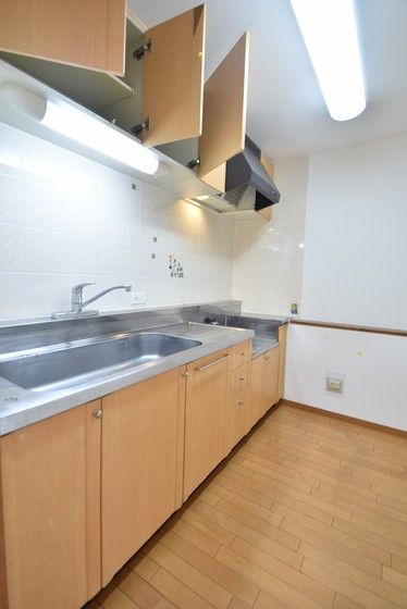 �y�L�b�`���z�@