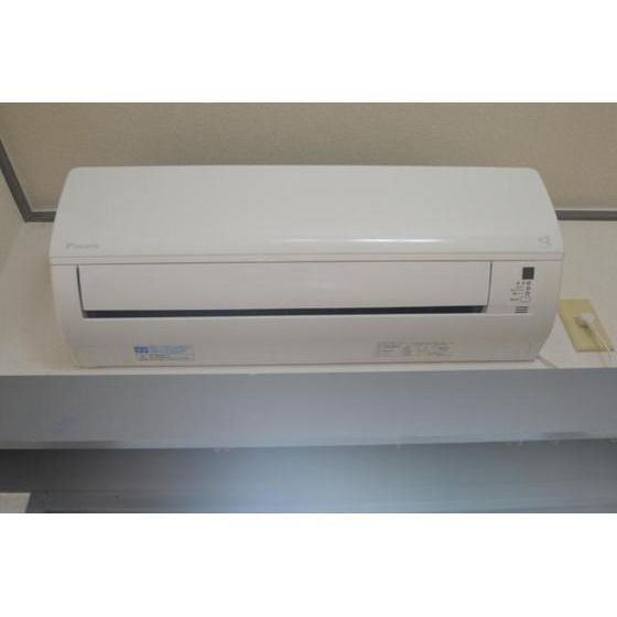 �y���̑��ݔ��z�@�G�A�R��