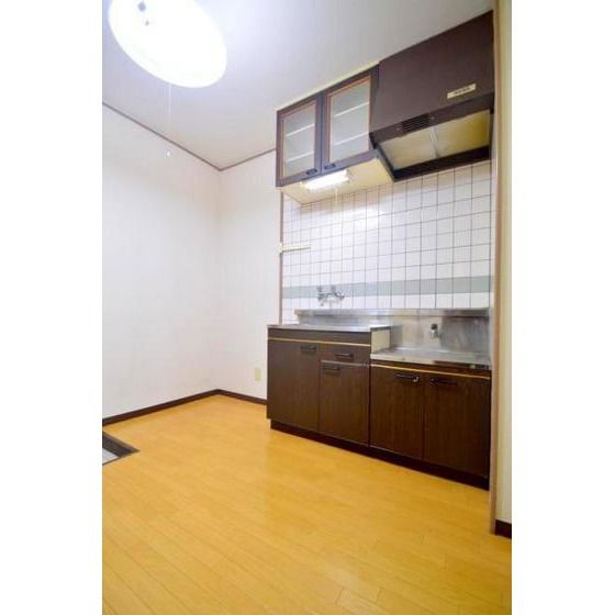 �y�L�b�`���z�@