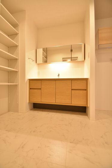 �y���ʏ��z�@