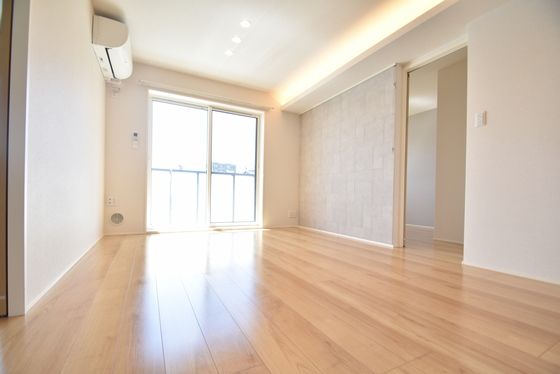 �y���̑������E�X�y�[�X�z�@