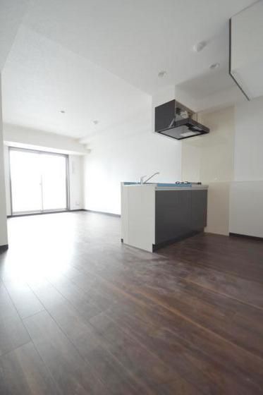 �y�����E���r���O�z�@�m��14.85��