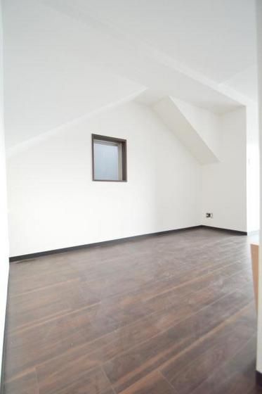 �y���̑������E�X�y�[�X�z�@�m��14.85��
