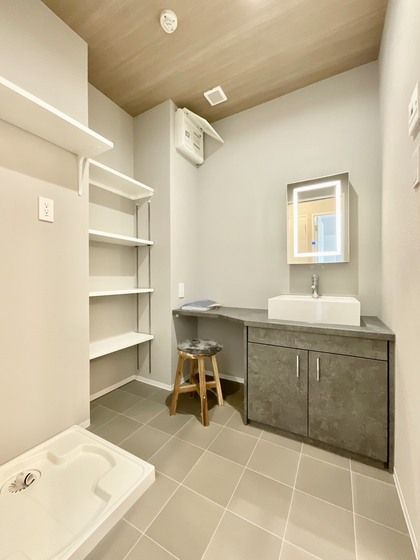 �y���ʏ��z�@