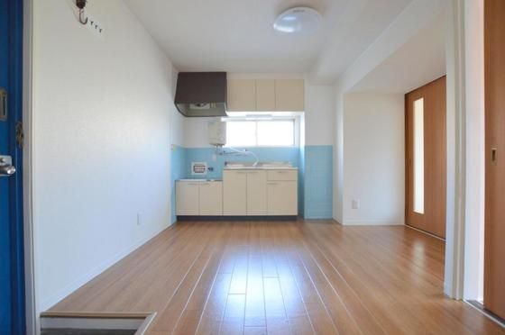 �y���̑������E�X�y�[�X�z�@