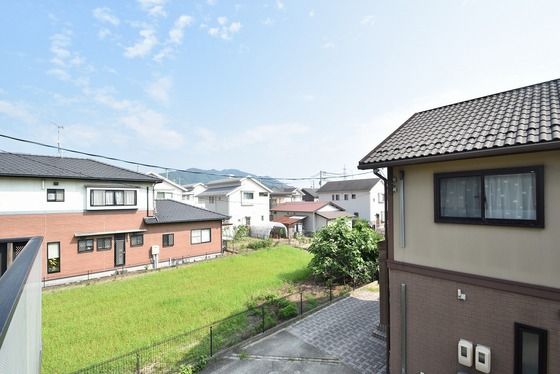 �y���]�z�@