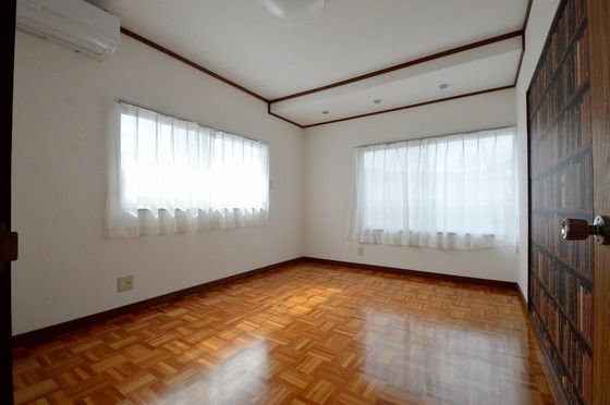 �y���̑������E�X�y�[�X�z�@