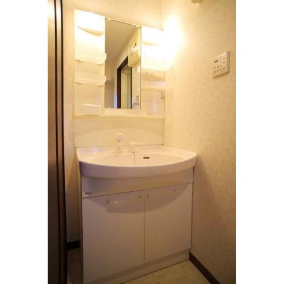 �y���ʏ��z�@