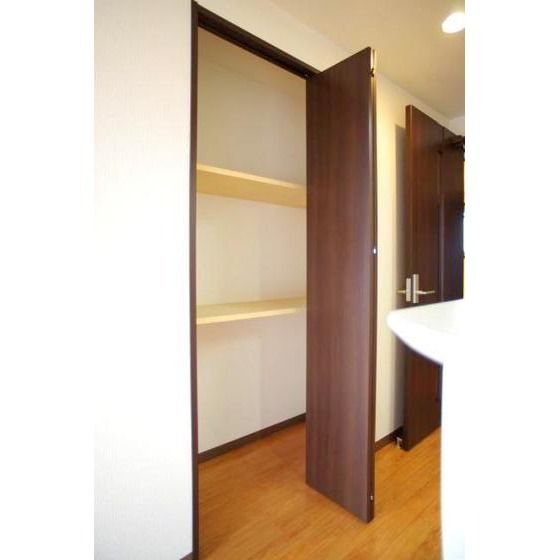 �y���[�z�@