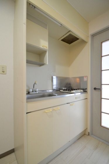 �y�L�b�`���z�@