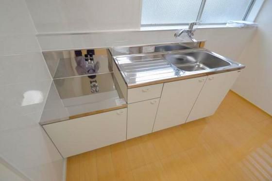 �y�L�b�`���z�@