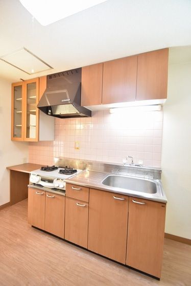 �y�L�b�`���z�@