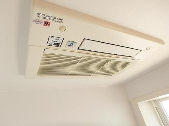 �y���̑��ݔ��z�@�G�A�R������������Ɗ����I