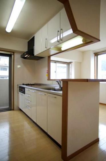 �y�L�b�`���z�@