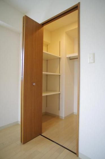 �y���[�z�@