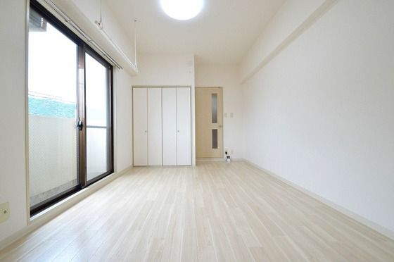 �y���̑������E�X�y�[�X�z�@