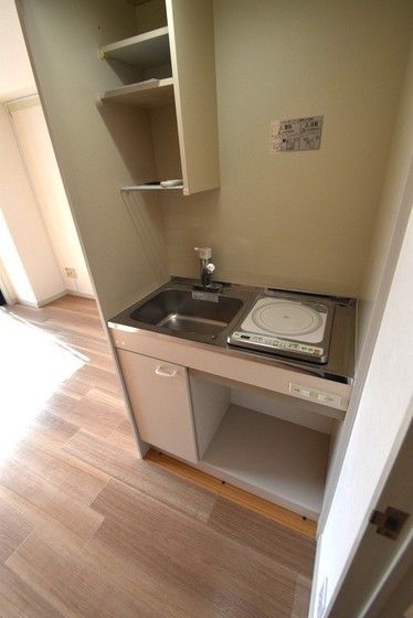 �y�L�b�`���z�@