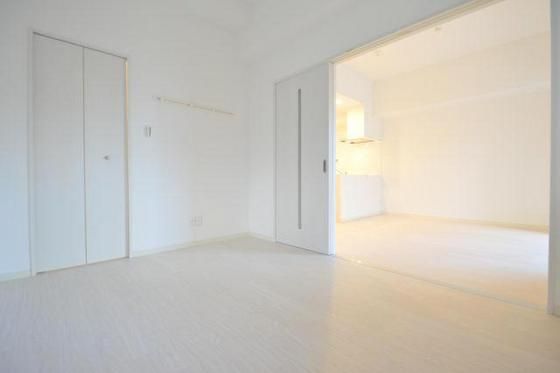 �y���̑������E�X�y�[�X�z�@